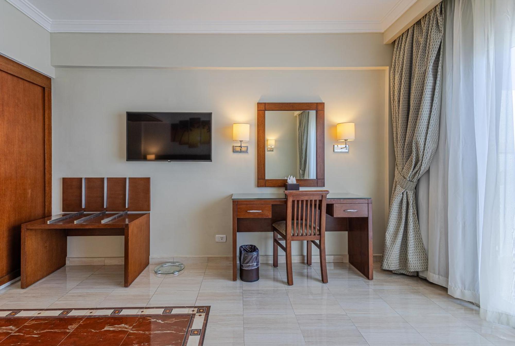 Sultan Gardens Resort Sharm El Sheikh Kültér fotó A room at the hotel